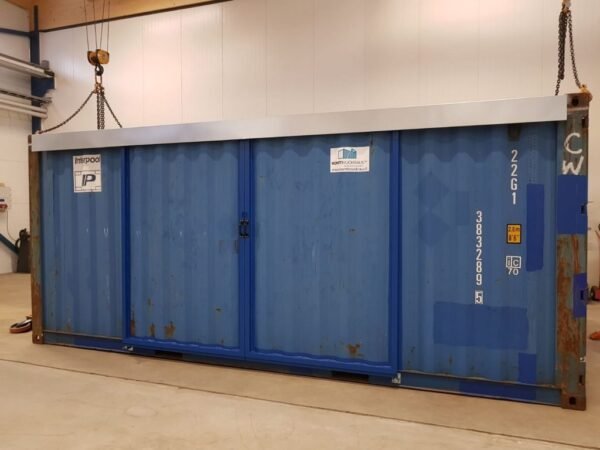 20-ft-Slidding-door-container-7-1024x768-1.jpeg 20ft Hi Cube Container (9′ 6″ high) suitable for IBC storage Sliding Door